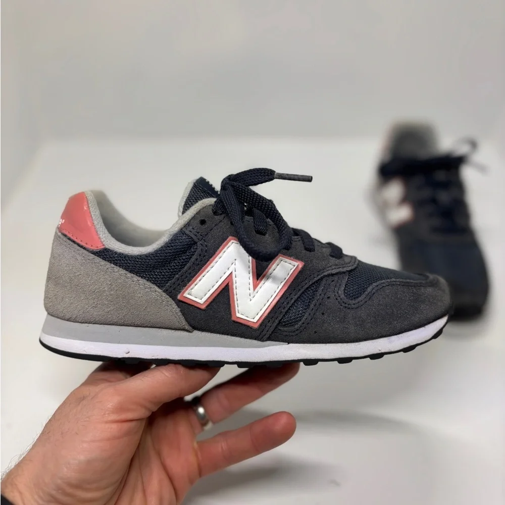 New Balance 373 Sneakers Womens 5 Black Pink Retro Running Shoes WL373NP